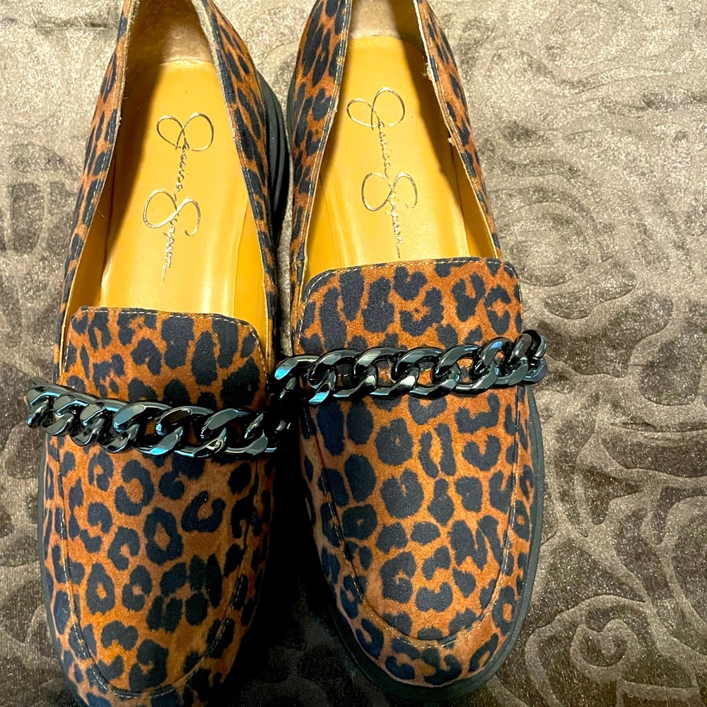 Never worn